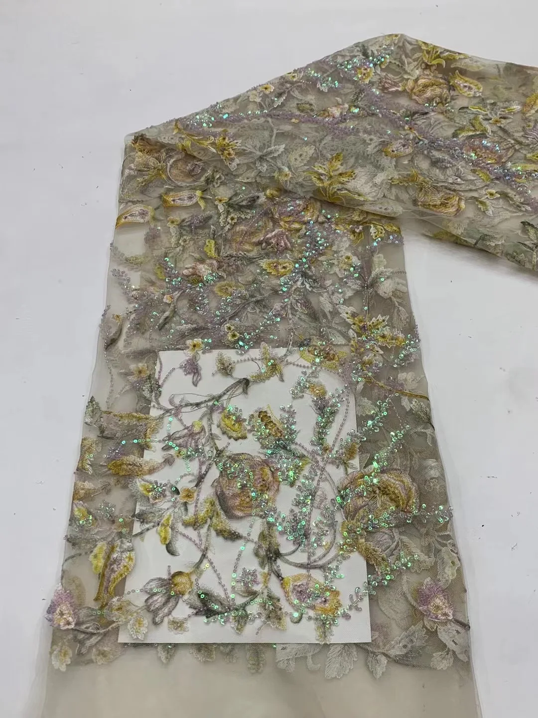 

Африканская бисерная кружевная ткань 2023, высококачественные нигерийские бусины с блестками, французская Тюлевая кружевная ткань, материал для свадьбы VXB5646