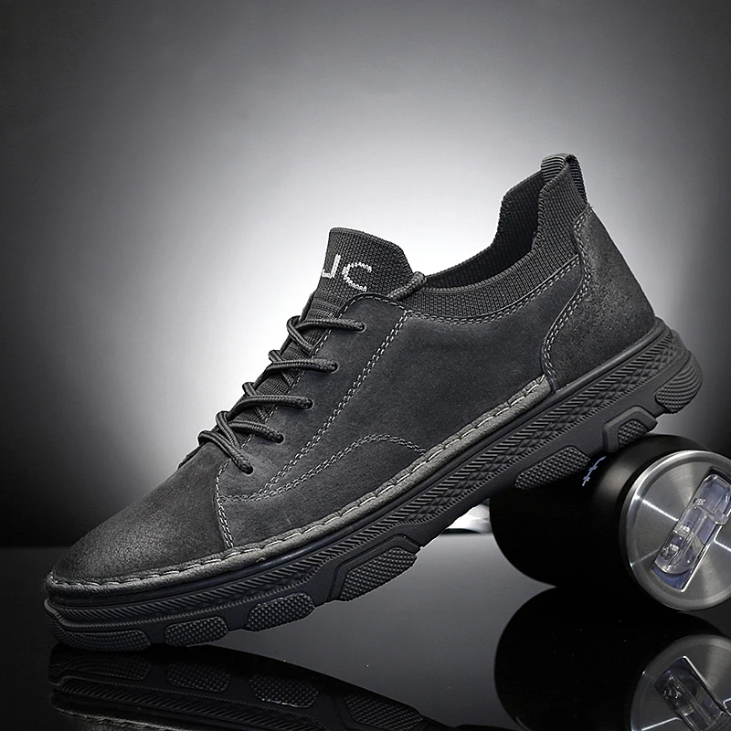 

Fashion Men's Casual Oxford Shoes New High Quality Outdoor Retro Casual Shoes Men's Shoes Hand Sewn Breathable Men's Moccasins