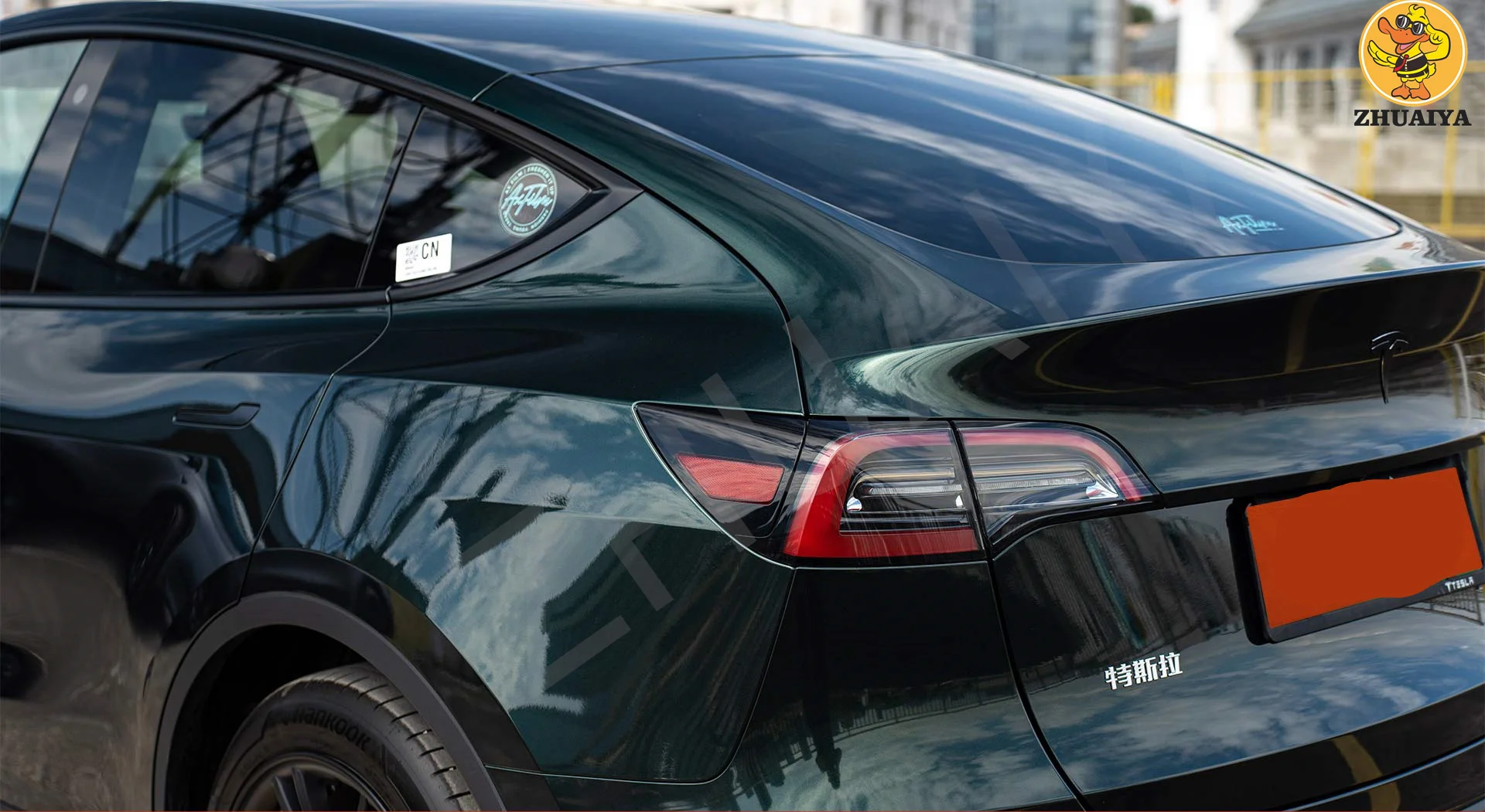 Рисунок 3 - Высококачественные автомобильные наклейки из ТПУ