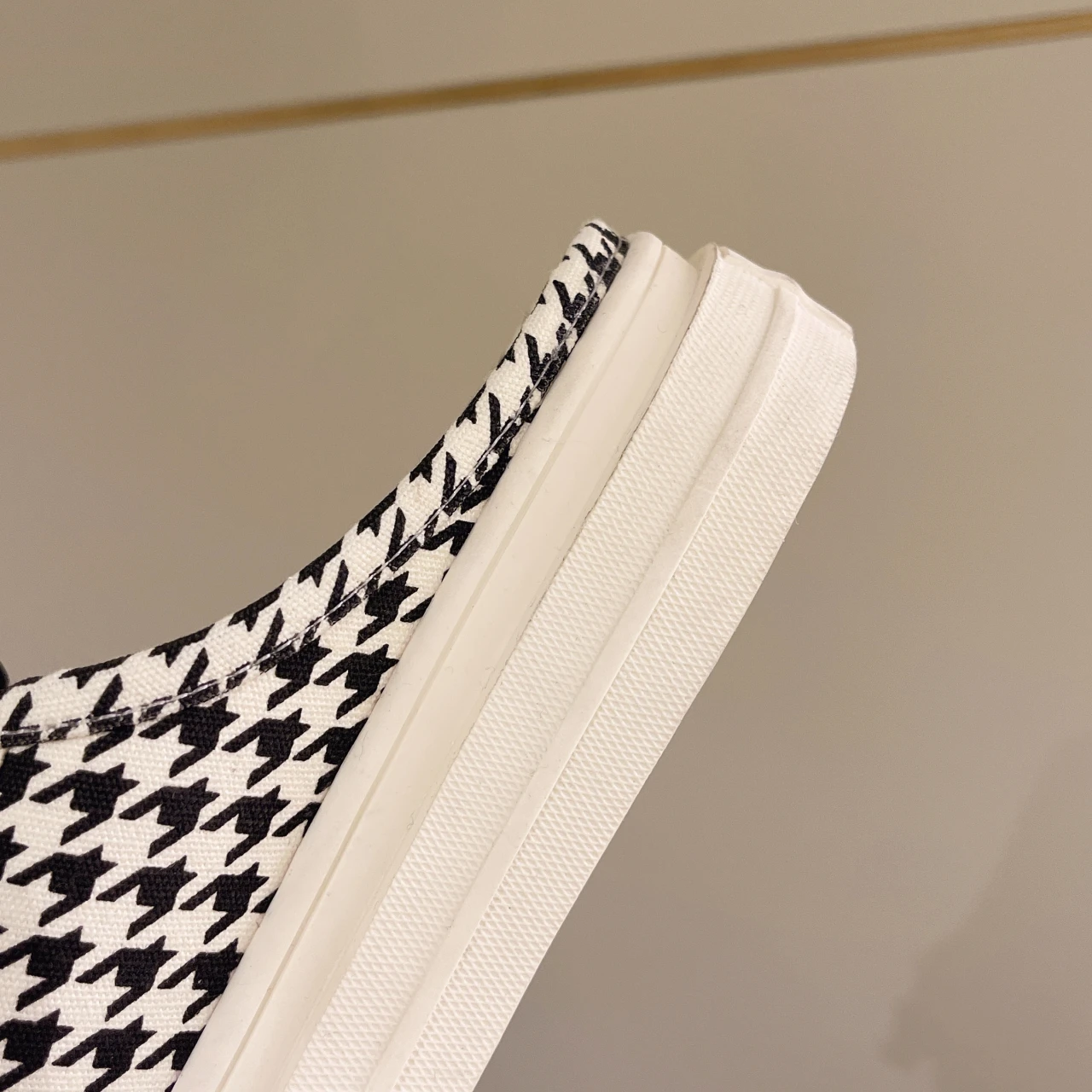 2023 Women's Summer Slippers Thick Sole Indoor and Outdoor Flat Shoes Women's Fashion Slippers Casual Women's Slippers