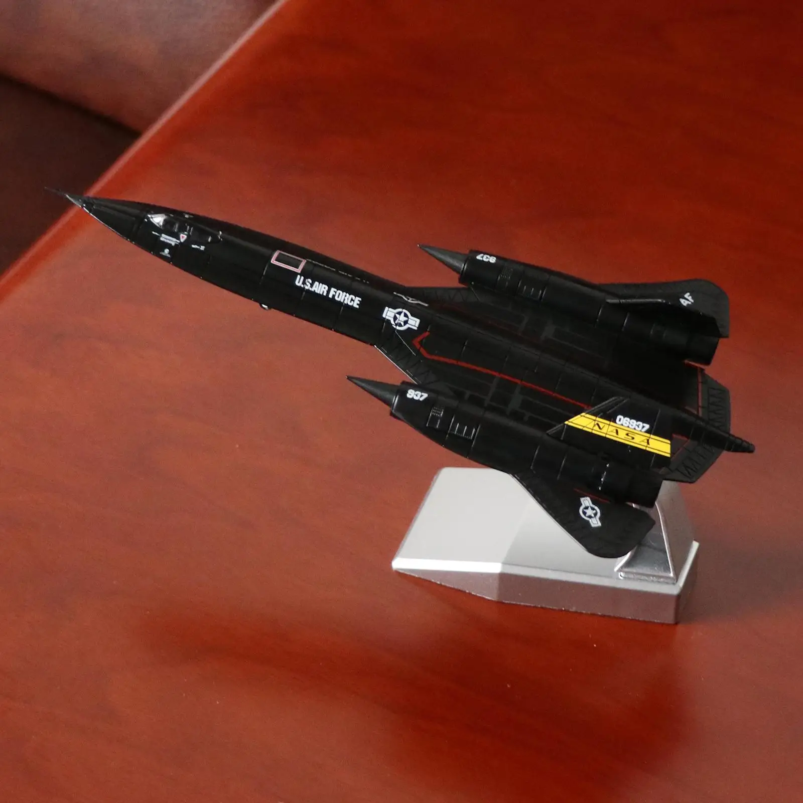 Литая под давлением реактивная игрушка масштаб 1:144 SR-71 Blackbird модель самолета для