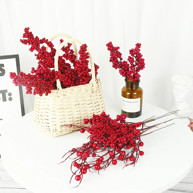 

5pcs Artificial Christmas Berry Red Foam Berries Multi Type Branches DIY Christmas Wreath Supply Table Decorting Xmas Tree Decor