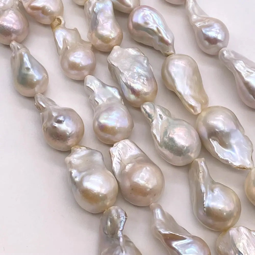 Рисунок 5 - Большие бусины из натурального