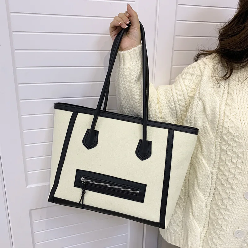 

WBS 2022 Autumn New Luxury Bags Canvas Contrast Color Shoulder Bag Female Urban Simple Trendy Smiley Face Large Capacity Totes