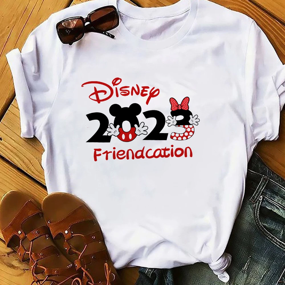 

Disney 2023 Friendcation Hot Selling Men Tops Clothes Casual Style Minimalist Popular Male T Shirt Four Seasons Short Sleeve Tee