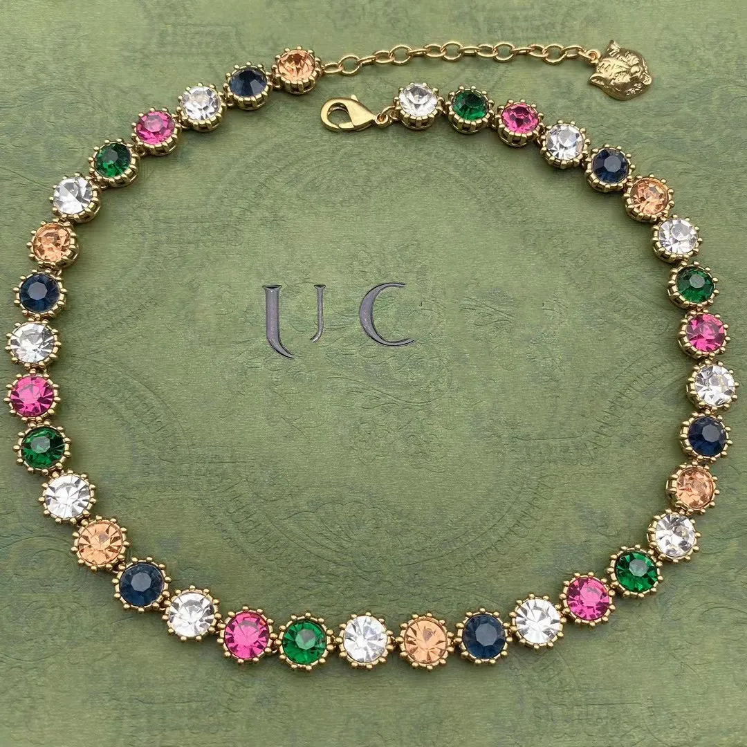 

European and American New Vintage Brass Colored Diamond Necklace