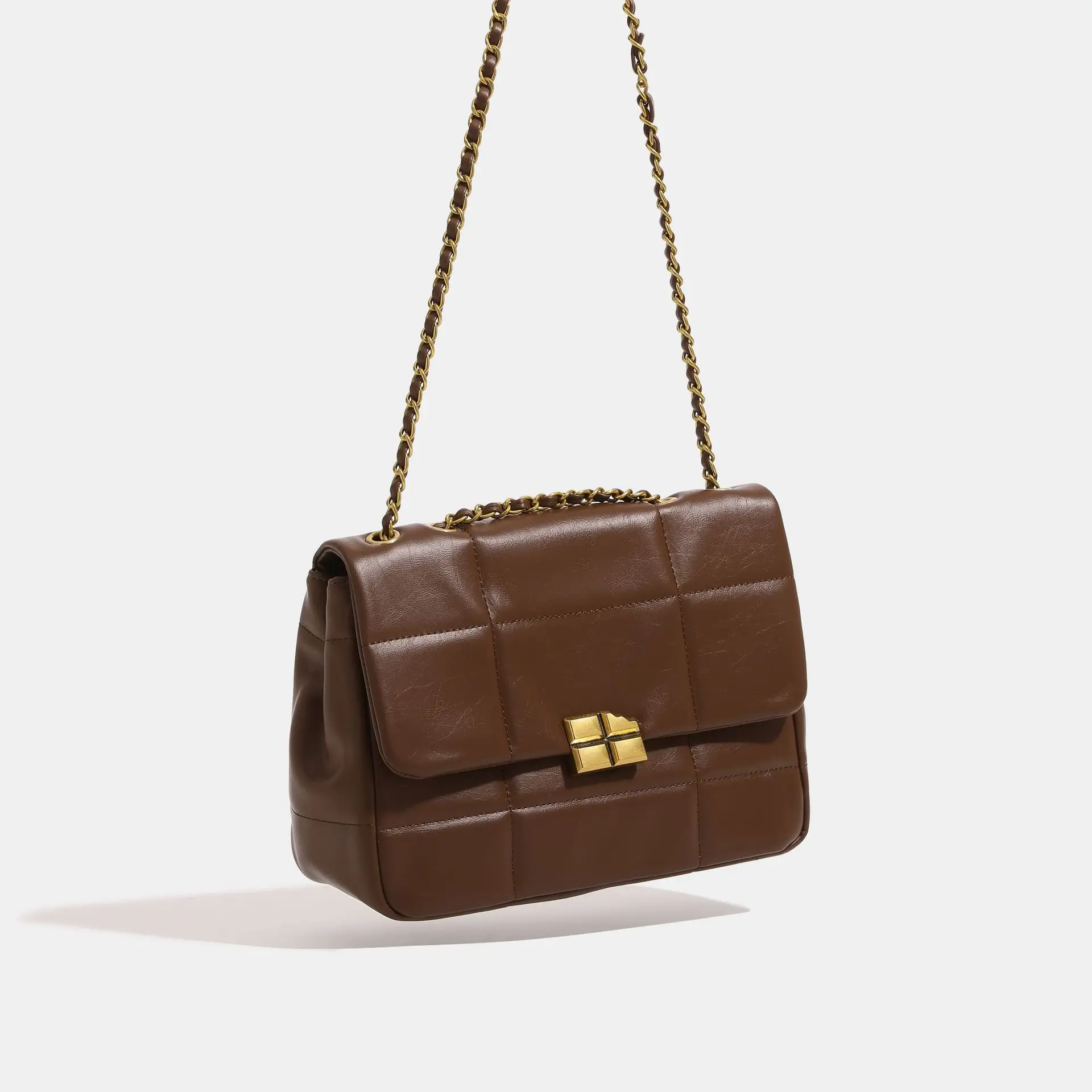 Женская стеганая сумка на цепочке Maxdutti