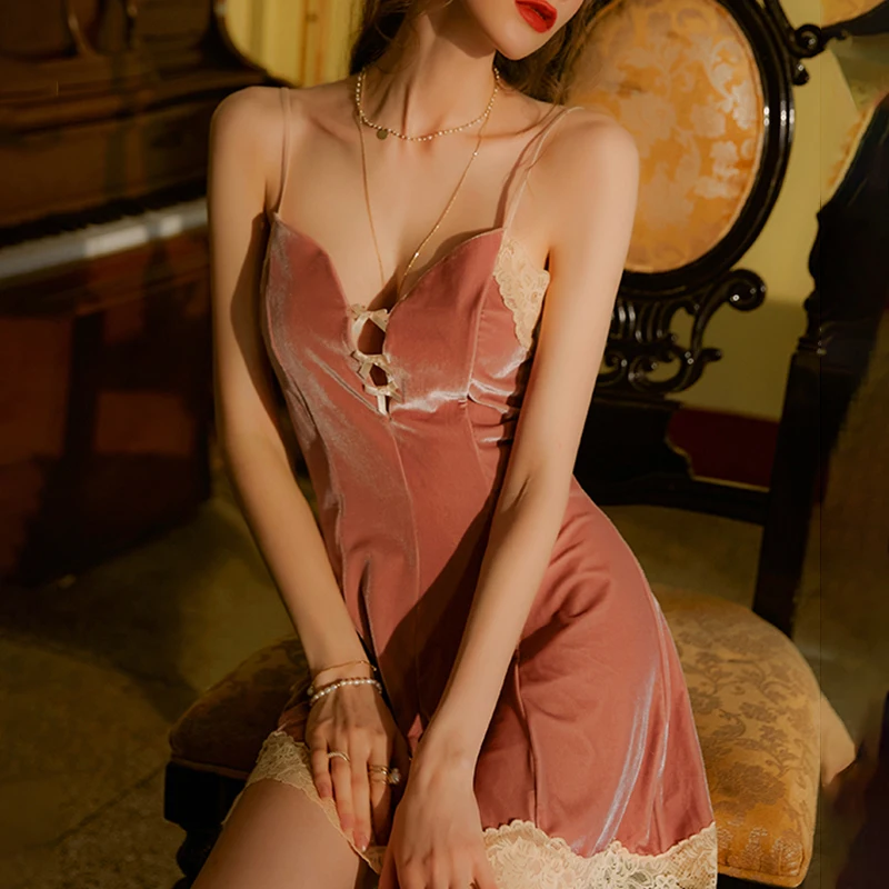 

Winter Velvet Sleepwear Women Sexy Lace Nightdgown Female Beautyback Nightwear Sling Nightdress V-Neck Warm Homedress Pajama