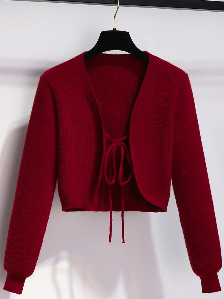 French sle Retro Red Knit cardigan with Plaid Sling Dress Two-Piece Women Autumn and Winter A Complete Set Wear |