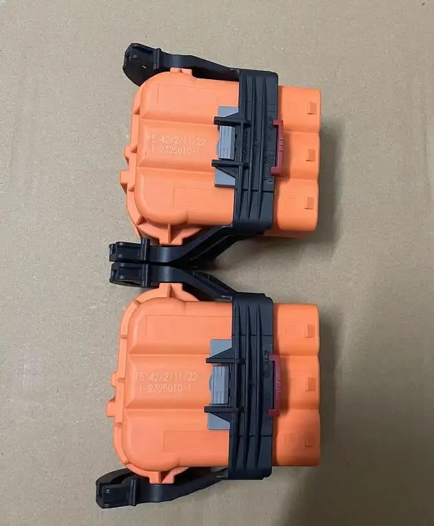 

TE CONNECTIVITY（TE）1-2325010-1 Automobile connector, terminal, plug-in