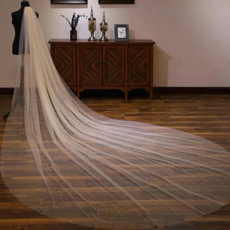 

Bridal wedding headdress Dress photo accessories Exquisite and luxurious Ribbon hair comb Overlength Glitter Bridal Veil