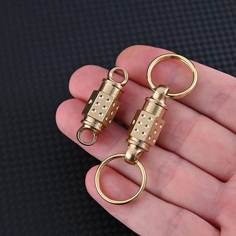 

Brass Mini Rotate Buckle Keychain Portable Detachable Key Ring EDC Outdoor Multifunctional Separated Double Ring Buckle Keyring