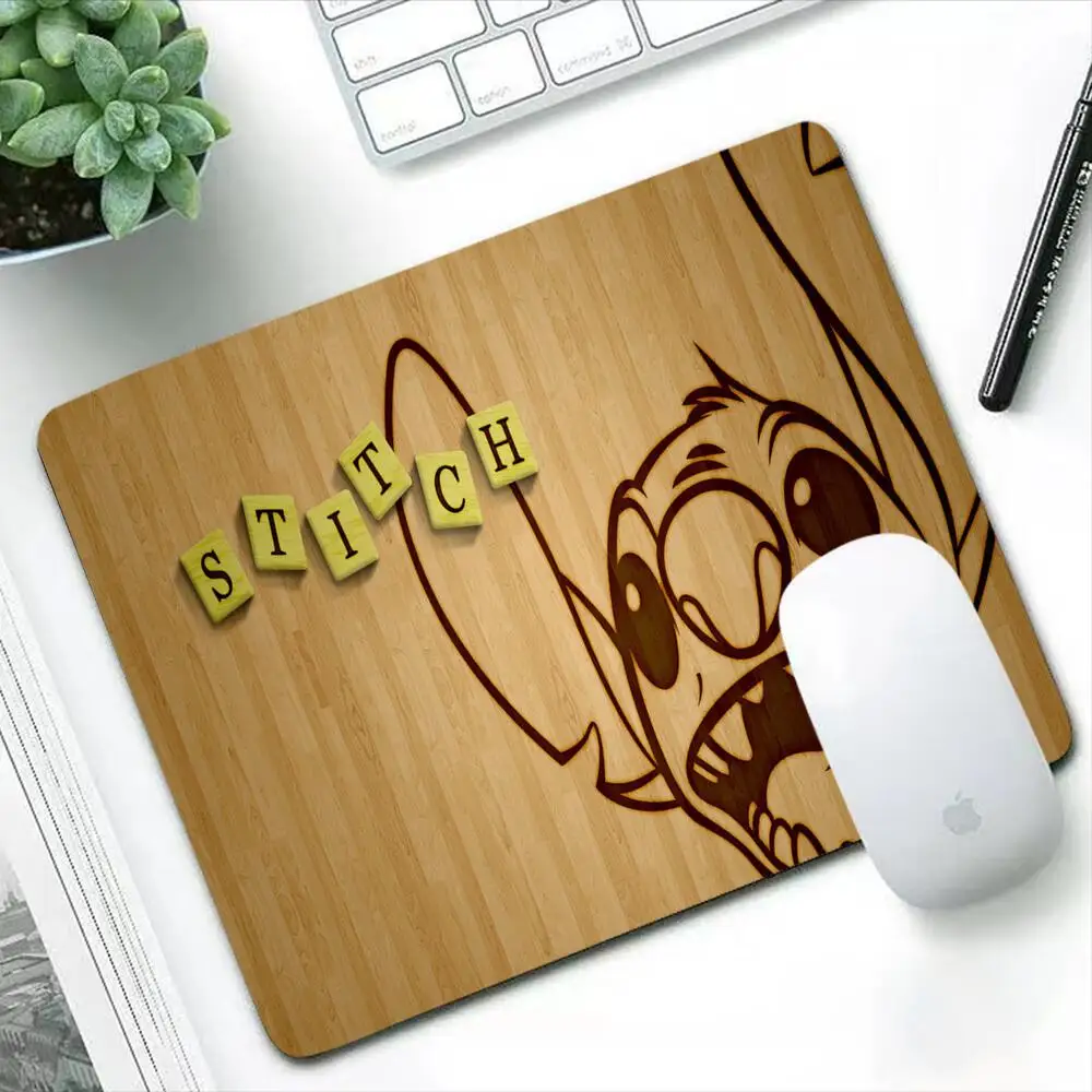 

Stitch Rubber Mouse Pad Small Size PC Gamer Computer Durable Mousepad Keyboard Desk Mat Gaming Accessories CSGO HD Mousepad