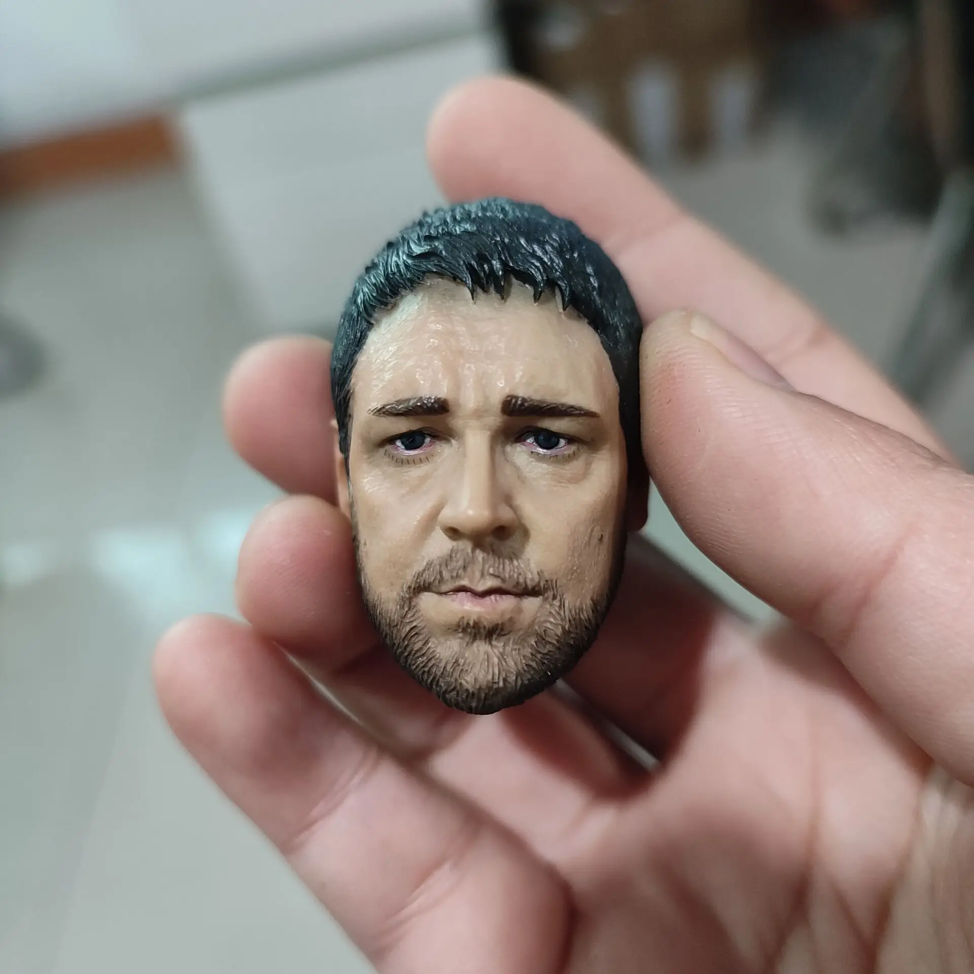Мужская голова в масштабе 1/6 лепка Расселла Кроу гладиаторская скульптура резьба