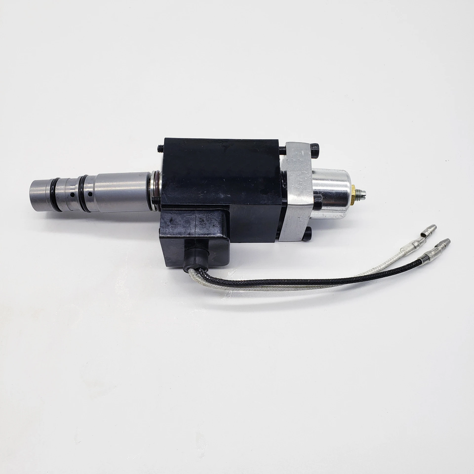 Аксессуары для экскаватора Kato 2436U1453511G HD820-2-3 K3V112 гидравлический насос