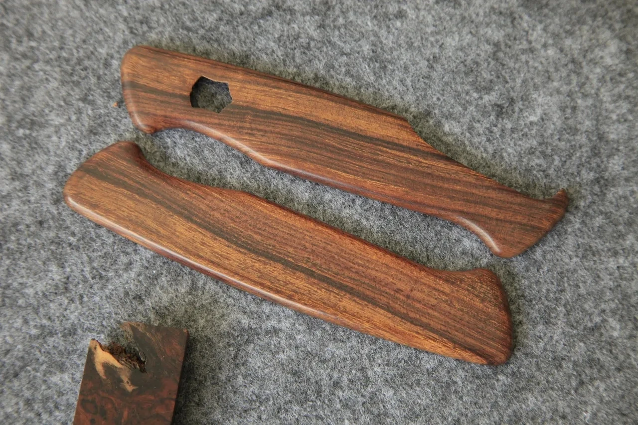 1 пара весов из железной древесины ручной работы для швейцарского армейского