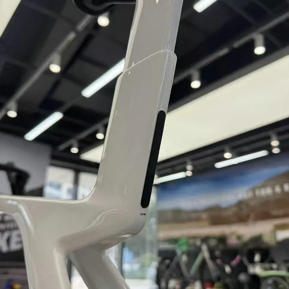 Фото Колпачок-втулка для подседельного штыря Trek Madone Gen 8 SLR SL W5317465 №1