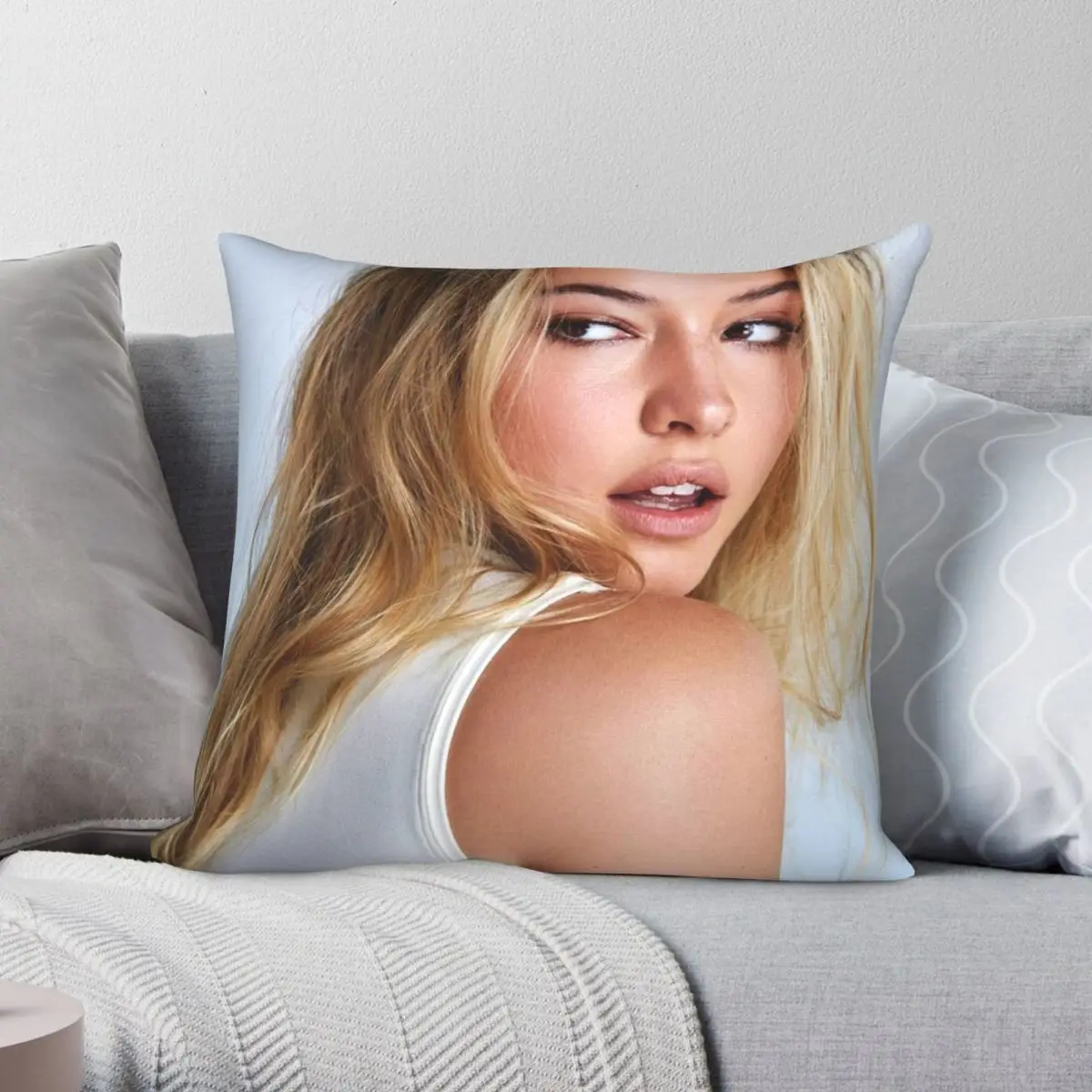 

Maddie Madelyn Square Pillowcase Polyester Linen Velvet Creative Zip Decor Throw Pillow Case Sofa Seater Cushion Cover