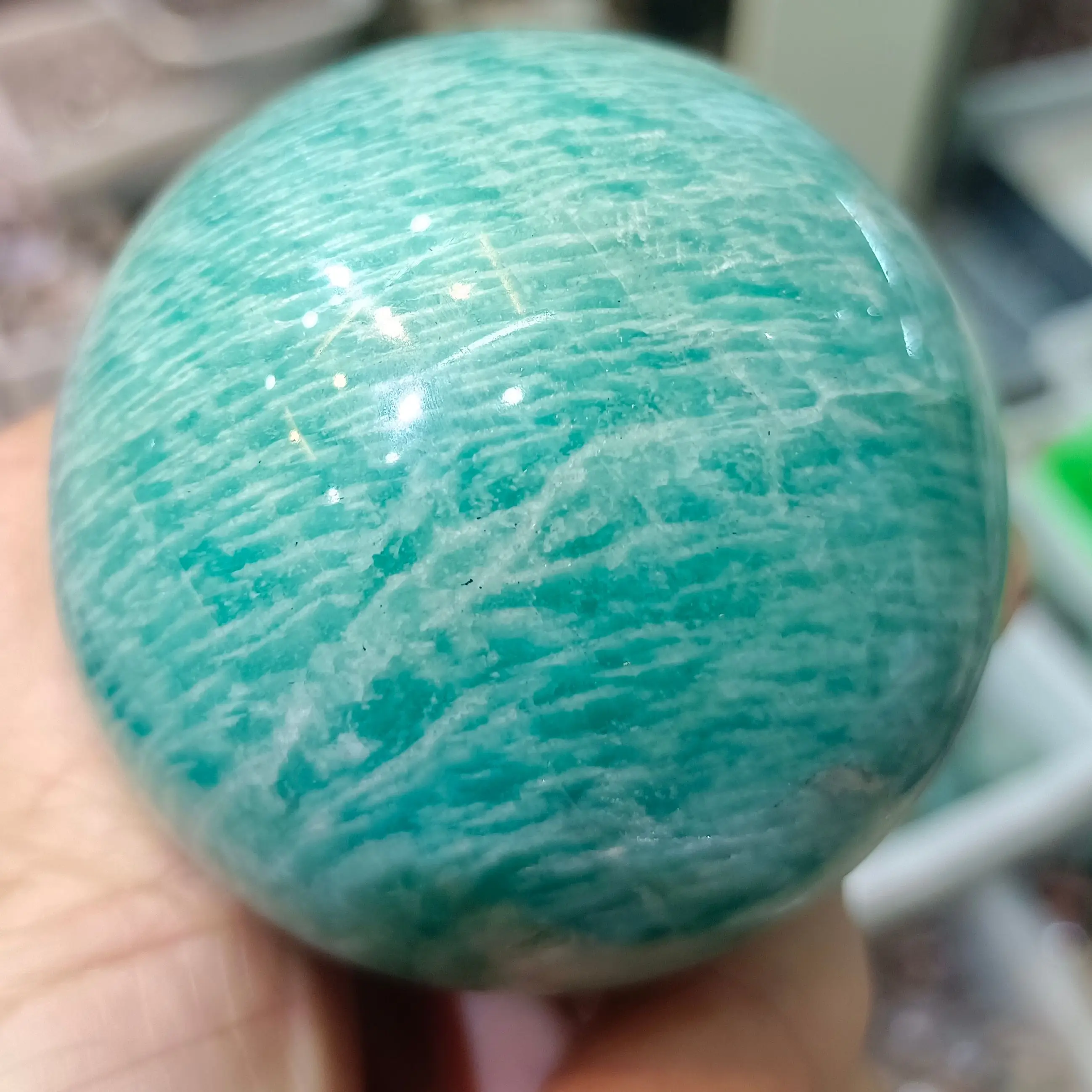 

NATURAL AMAZON STONE BALL CRYSTAL ENERGY GEM HEALING ENERGY DECORATION