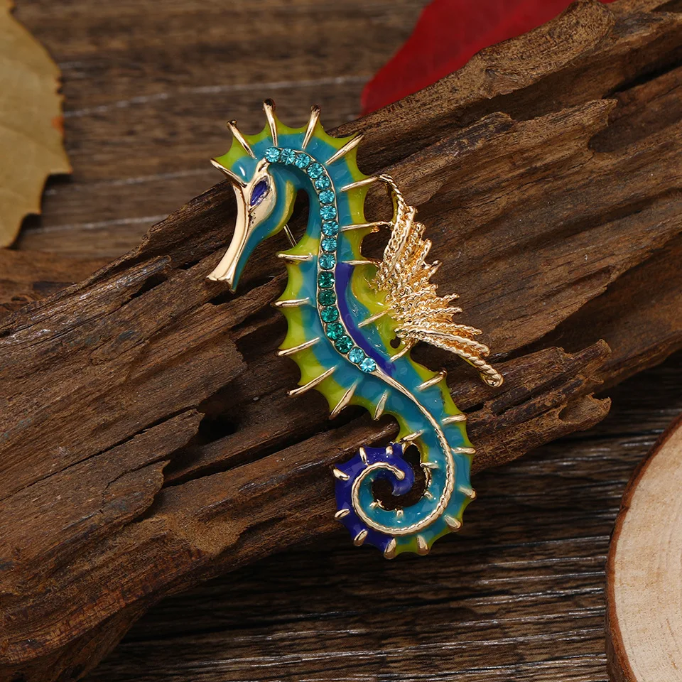 Vintage Enamel Hippocampus Brooches for Women Men Green Shiny Zircon Sea Horse Animal Party Office Brooch Pin Gifts Jewelry images - 6