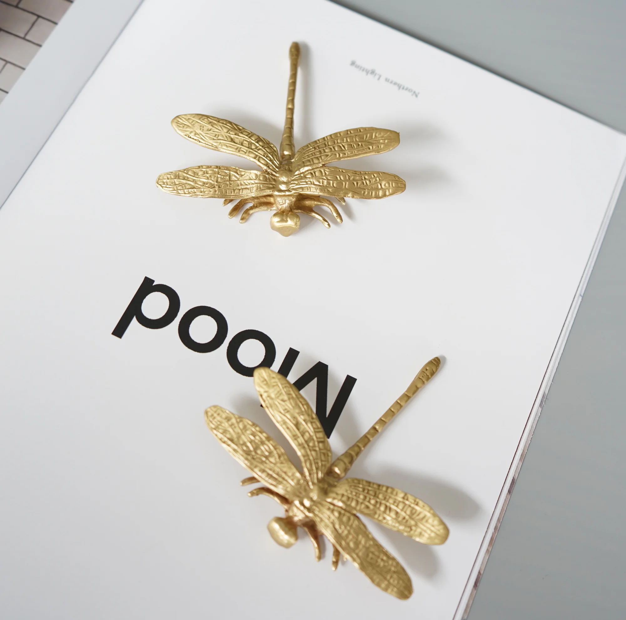 В форме стрекозы/латунные ручки для шкафа |