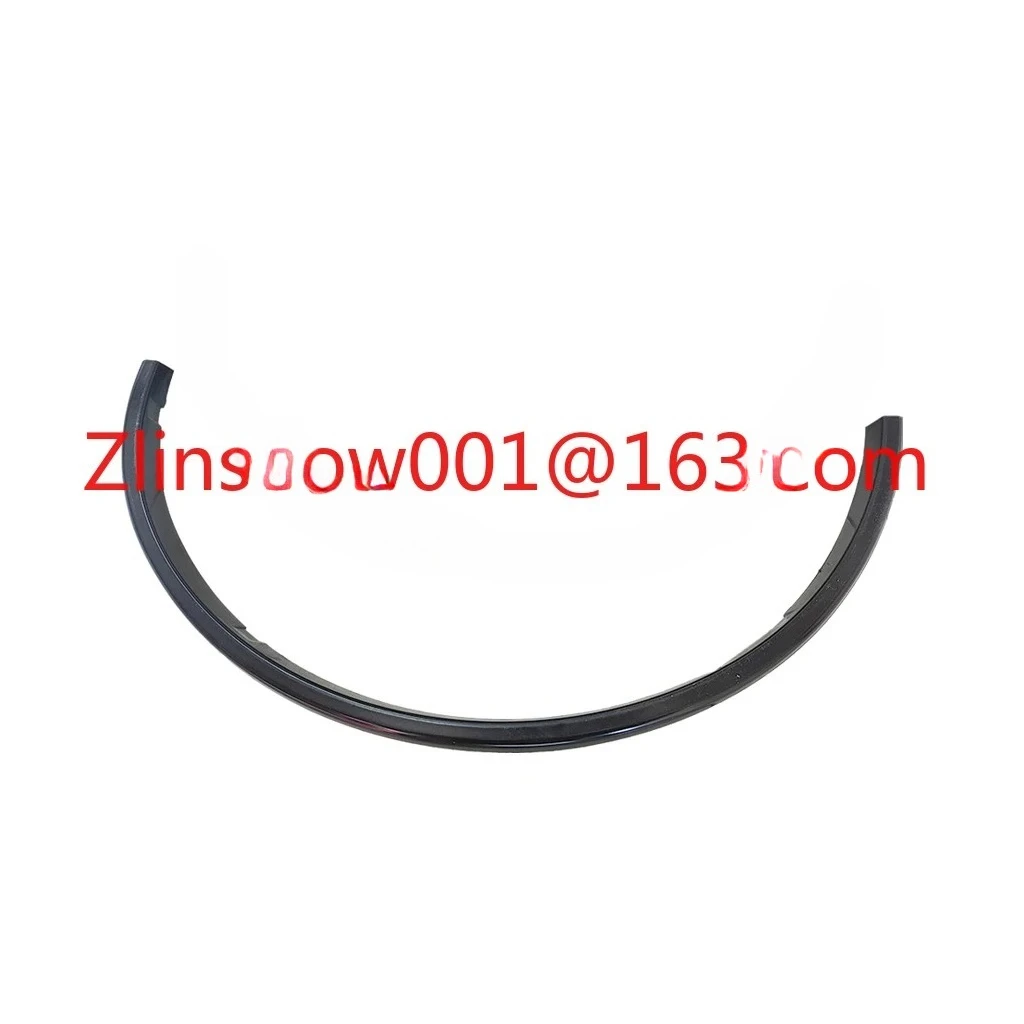 

Детали кузова Smart 451. Брови заднего колеса левого и правого колеса A4517930310 и A4517930410.