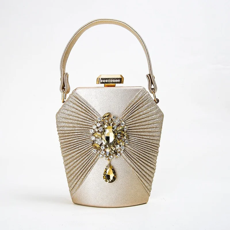

Women Evening Bags Luxury Gold Diamond Evening Bag Fashion Design Sliver Crystal Banquet Wedding Rhinestone Purses and Handbags