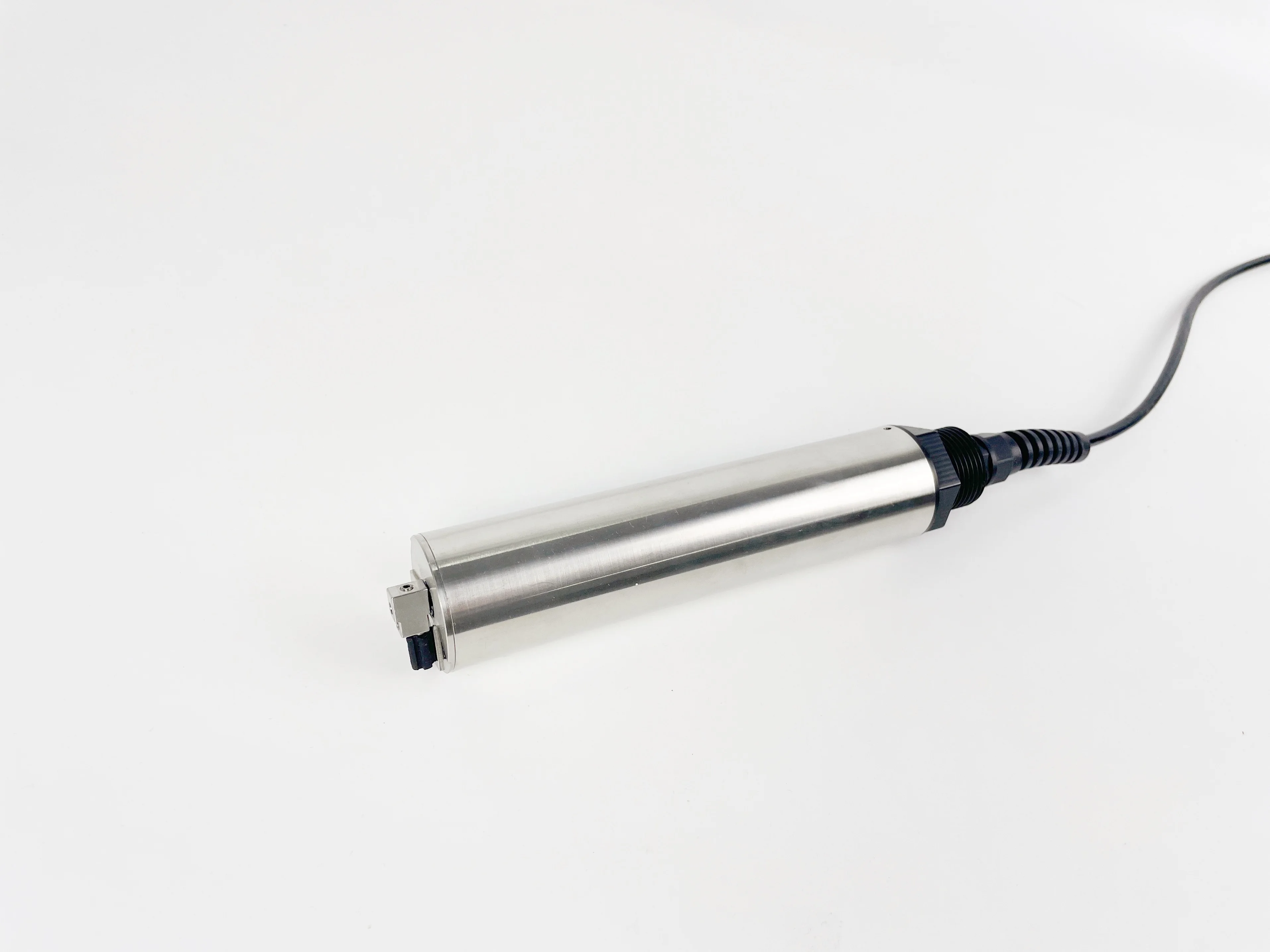 Флюоресцентный датчик TSS для самоочистки подвешенных твердых частиц осадка