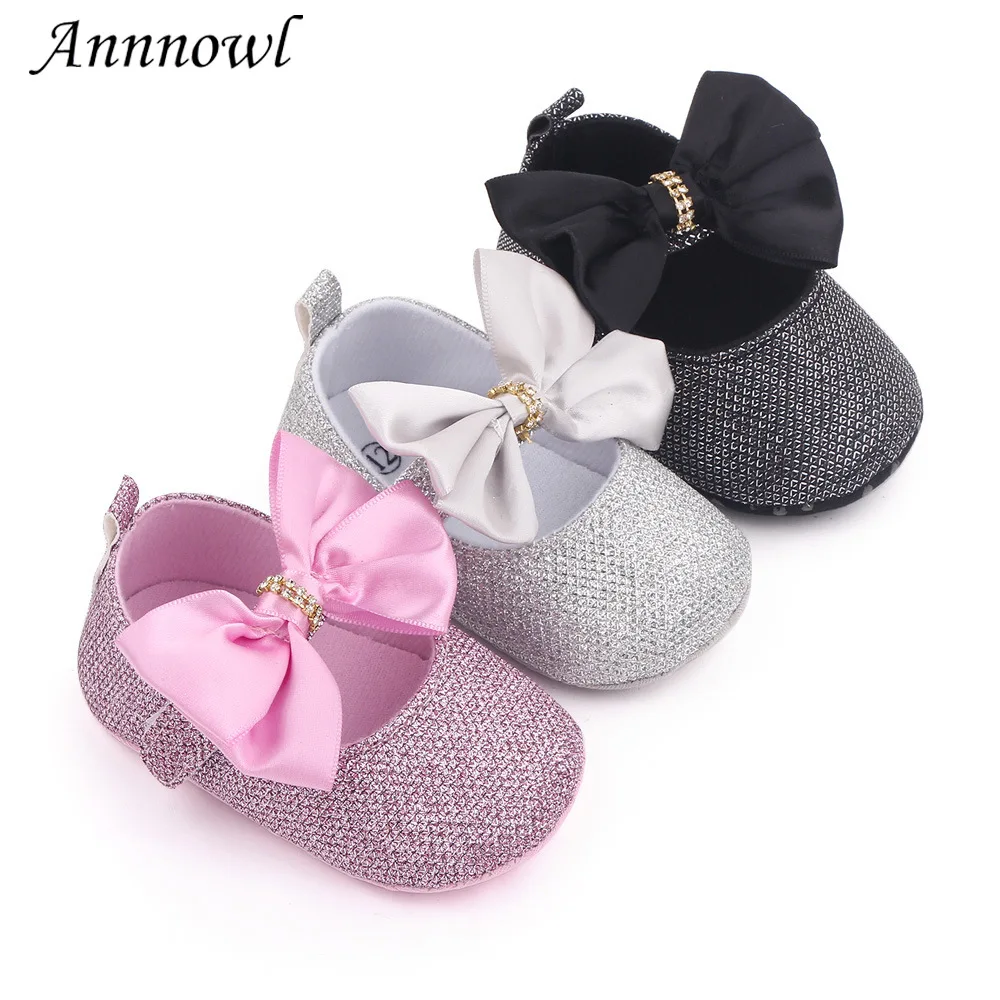 

Fashion Brand Baby Girls Infant Shoes Bling Rhinestone Newborn Footwear Toddler Cute Bows Flats for 1 Year Christian Shower Gift