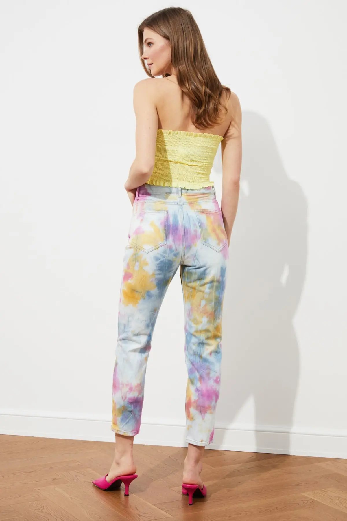 

Trendyol Batik-Flushing High Bel Mom Jeans TWOSS21JE0617