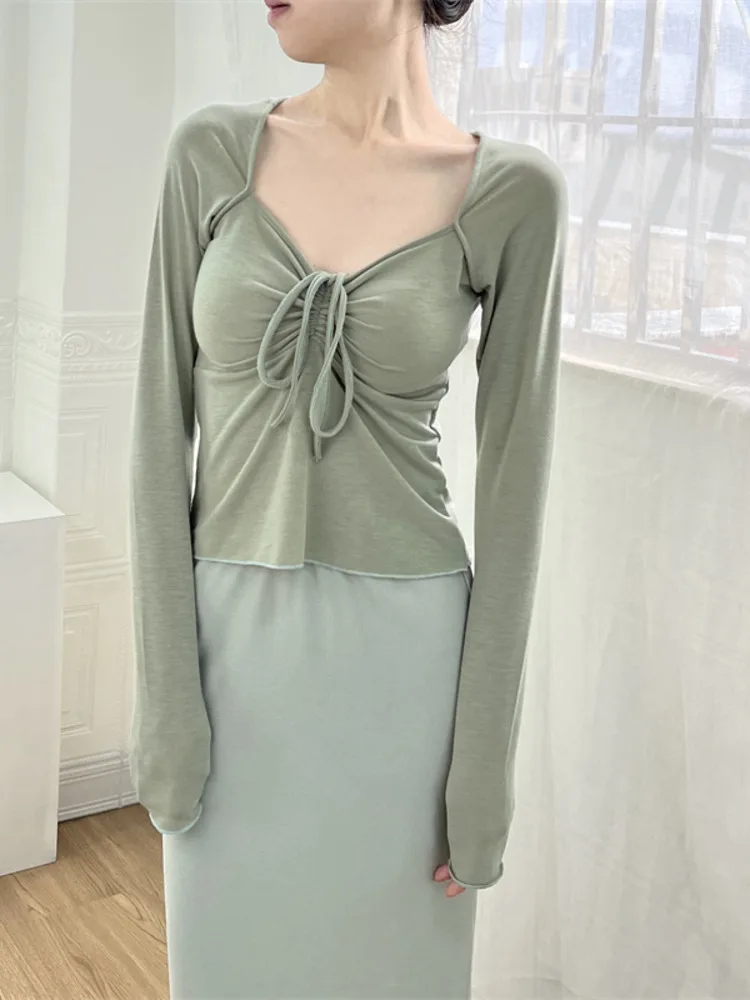 

Модная женская вязаная Осенняя короткая стильная облегающая футболка с длинным рукавом и квадратным вырезом, однотонная плиссированная фу...