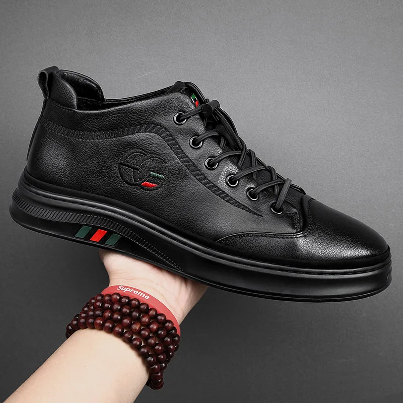 

2022 модные повседневные кожаные туфли, удобные мужские туфли на плоской подошве, уличные прогулочные туфли, осенняя универсальная повседнев...