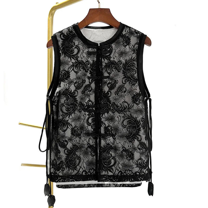 

2022 Street Style High-End Lace +Silk O-Neck Hollow Out Horizontal Breasted Button + Tassel Lady Vest S-XXL