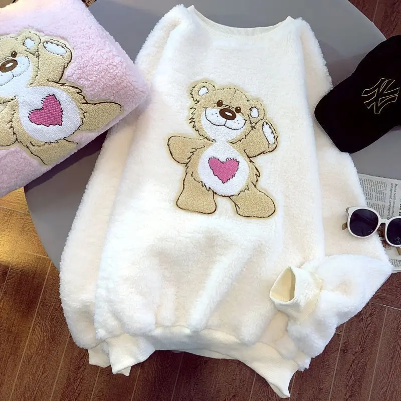 

Cartoon bear pattern lamb wool sweater for female Korean cute cartoon round neck thickened winter coat for women pullover top