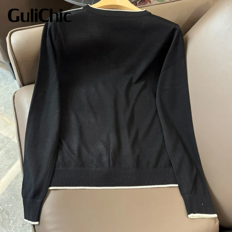 Женский кардиган из натурального шелка с V-образным вырезом и металлическими