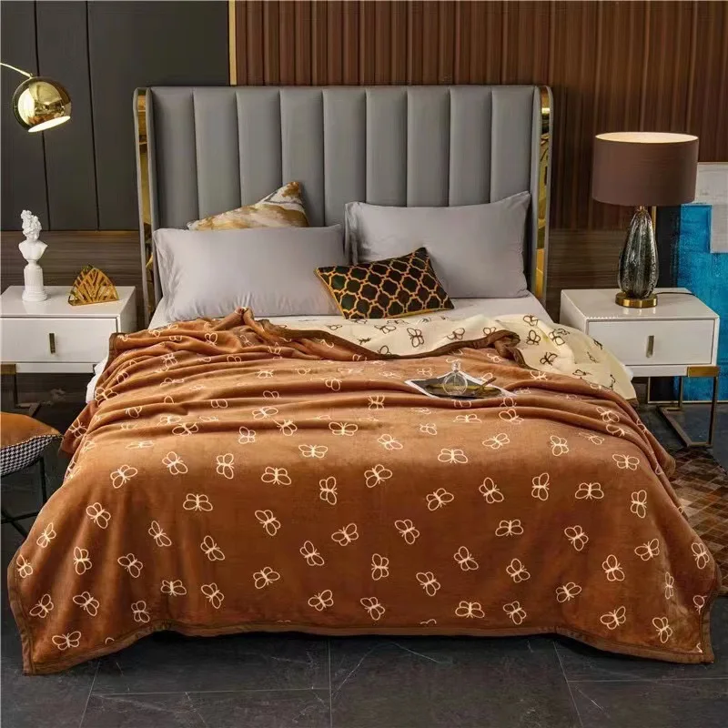 

Household blankets warm thickened bedding