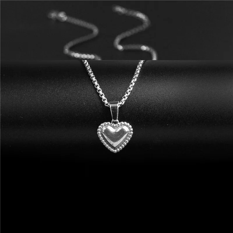 

Bohemian Heart Inlay Choker Necklaces for Women Girls Fashion Stainless Steel Clavicular Neck Chain Necklet Jewelry Gifts