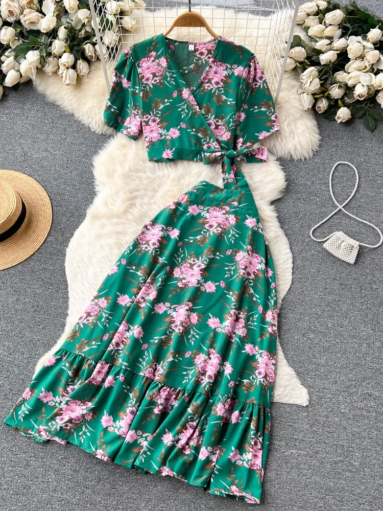 

Женский богемный комплект из двух предметов, Привлекательный Топ с V-образным вырезом и коротким рукавом и бандажная юбка с высокой талией и оборками, пляжные костюмы для отпуска, лето