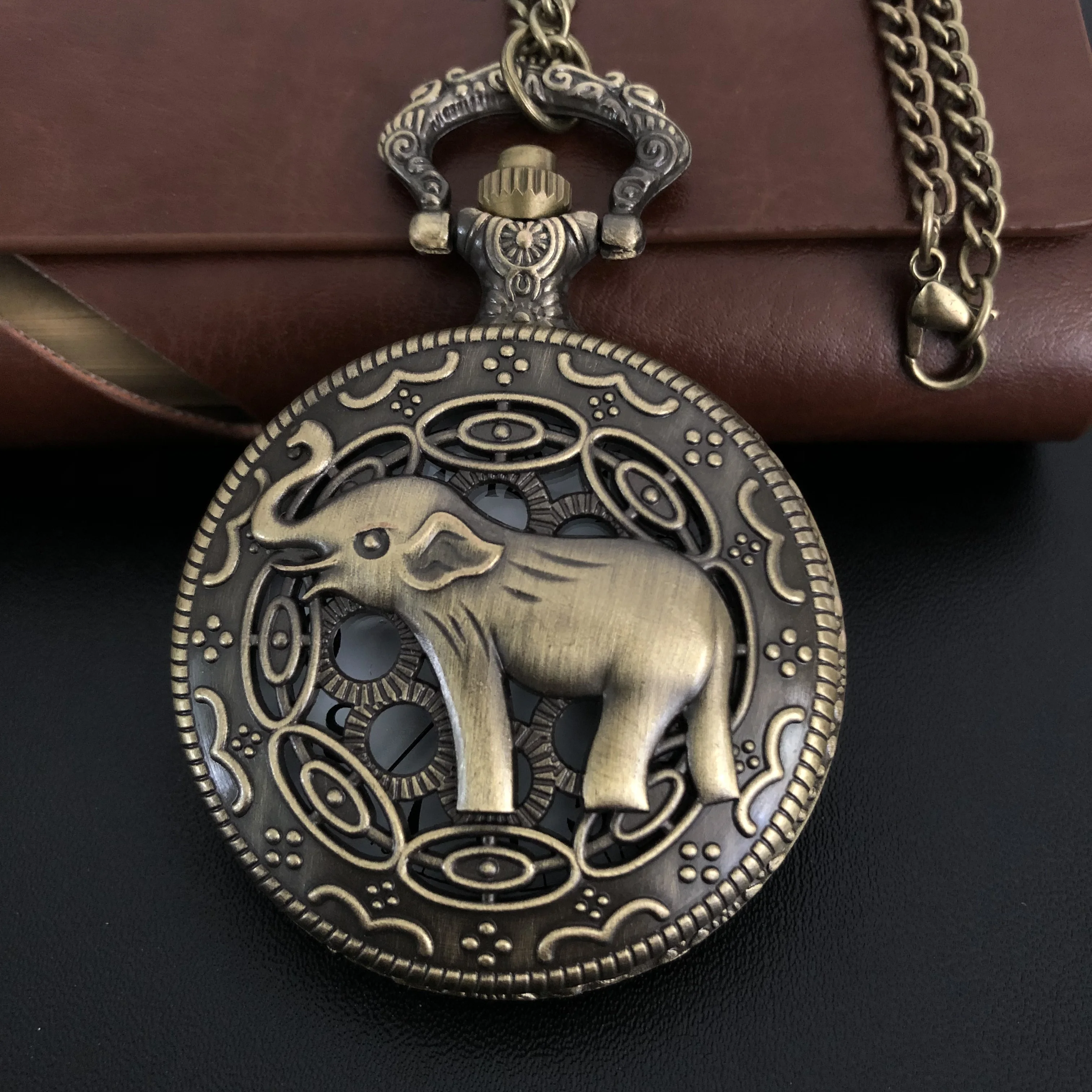 

Новое поступление, 3D слон, винтажные Резные кварцевые карманные часы с вырезами, ожерелье, подвеска, подарки для женщин или мужчин с цепочко...