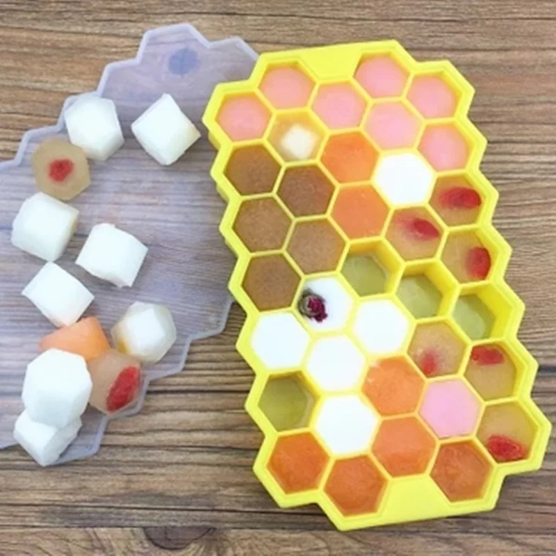 

Honeycomb ice tray with lid silicone mold 37 grid household ice-making silicone ice tray ice mold kitchen gadgets