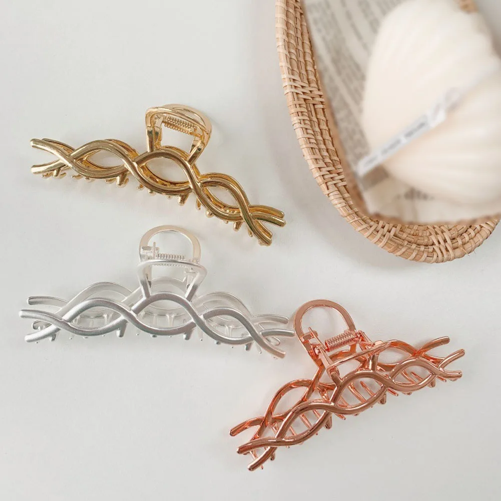 

New Solid Color Hair Claw Clip Crab Simple Hollow Hair Clip for Women Girl Barrette Ponytail Claw Clip Hair Accessories Headwear