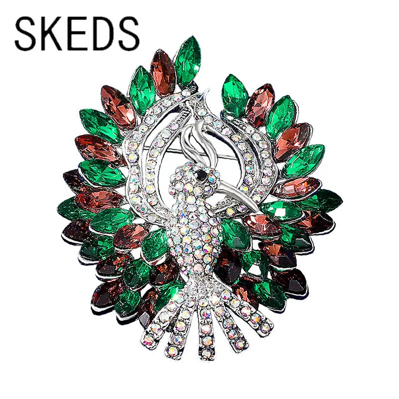 

SKEDS Fhashion Luxury Shiny Boutique Crystal Peacock Brooches Pins For Women Lady Elegant Casual Party Banquet Badges Corsage