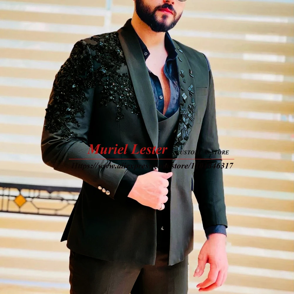 

Роскошные мужские костюмы для свадьбы, официального выпусквечерние вечера, жениха, мужской смокинг, Черная аппликация, бисером куртка + жилет + брюки, мужские костюмы