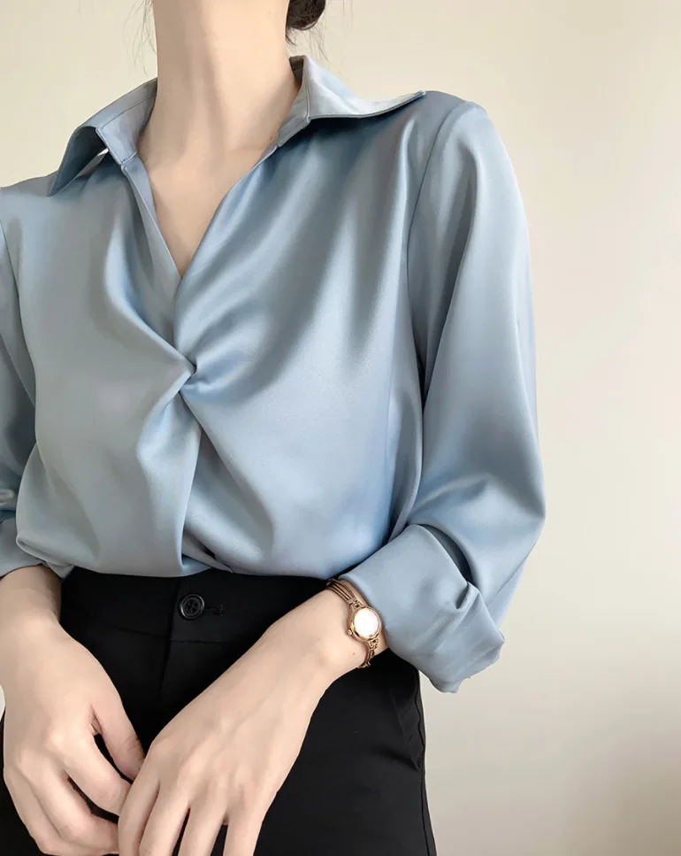 

2023 Blue Satin Shirt Female Professional Commuter Shirt
