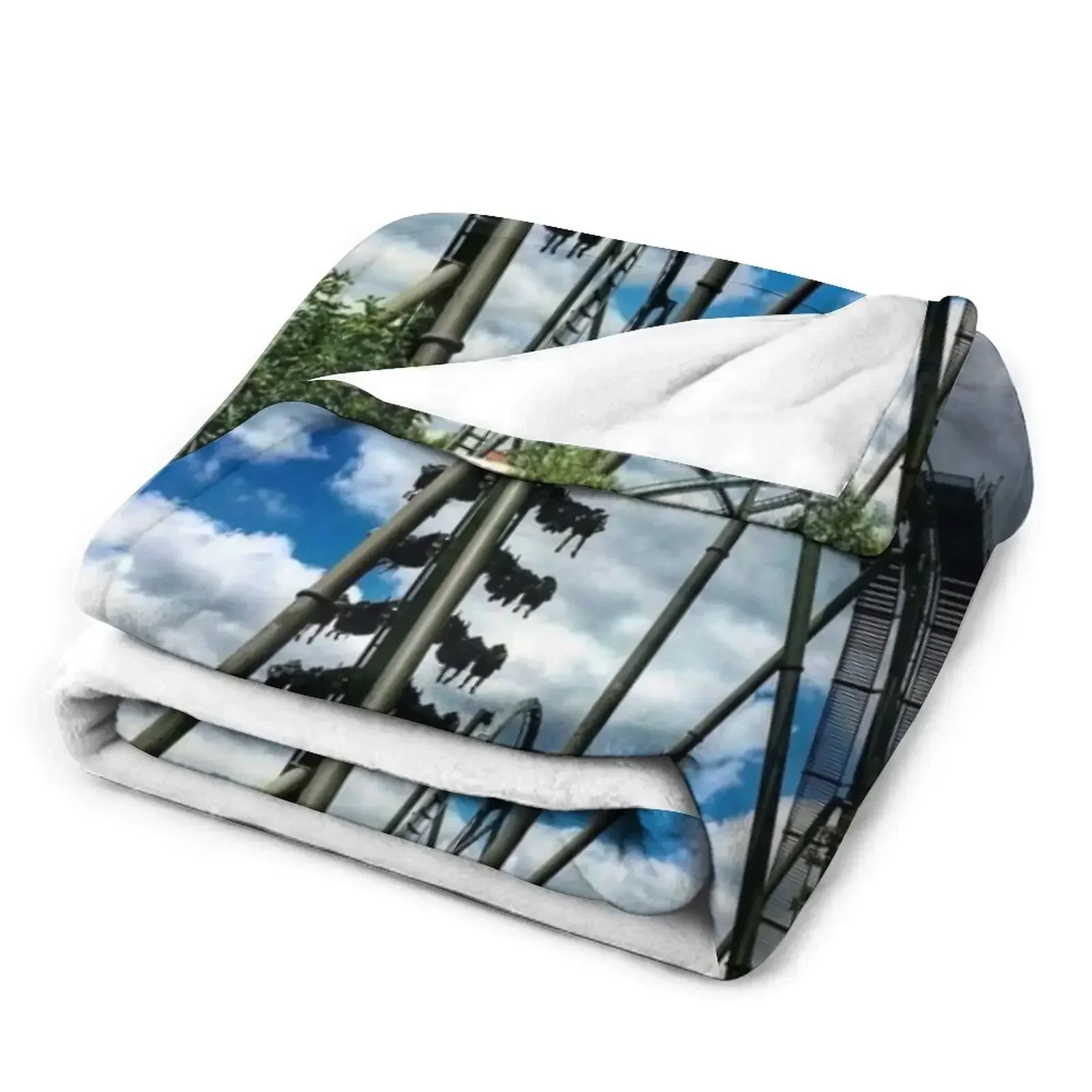 Новый Thorpe Park: Теплое одеяло Одеяла на заказ для диванов