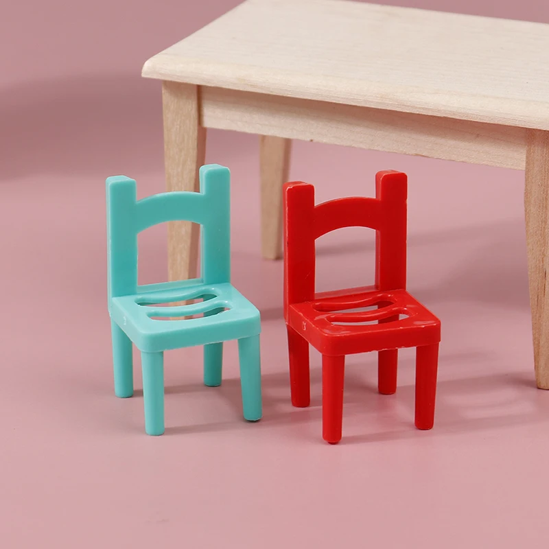 

1Pcs 1:12 Dollhouse Miniature Plastic Chair Model For Doll House Decor Furniture Accessories Toys Color Random