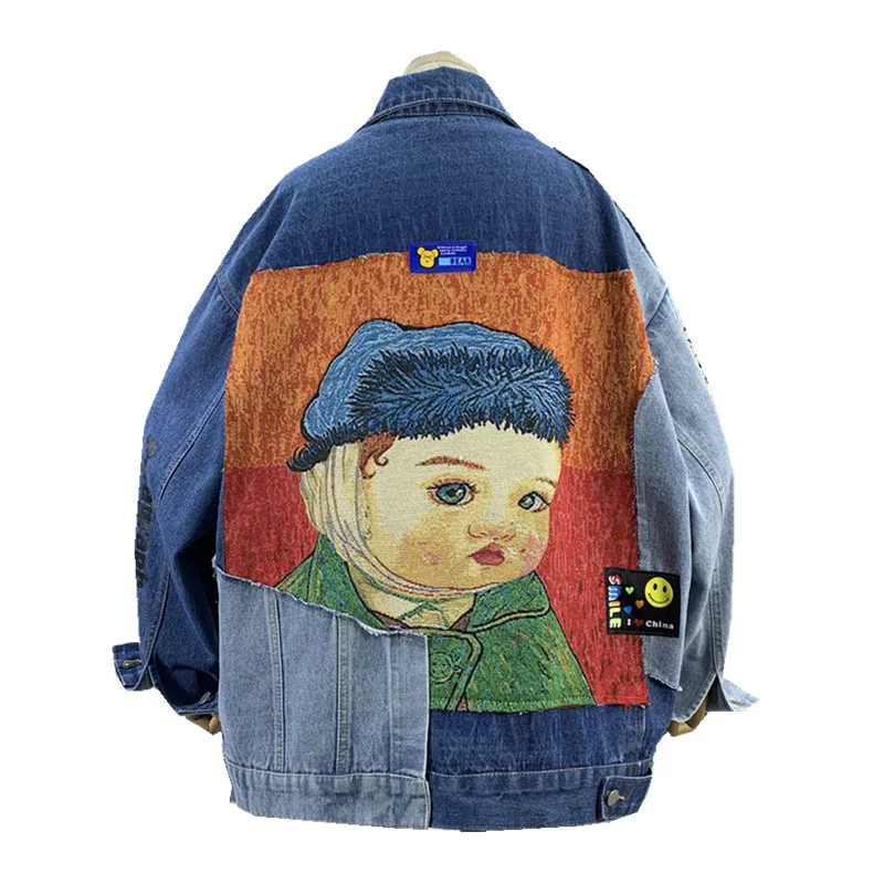 Женская джинсовая куртка с карманами свободная составного кроя отворотами и