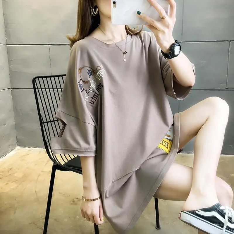 

Graphic T Shirts for Women Korean Fashion Woman Blouses 2022 T-shirt Female Cute Tops Harajuku Top Summer Brandy Melville Retro
