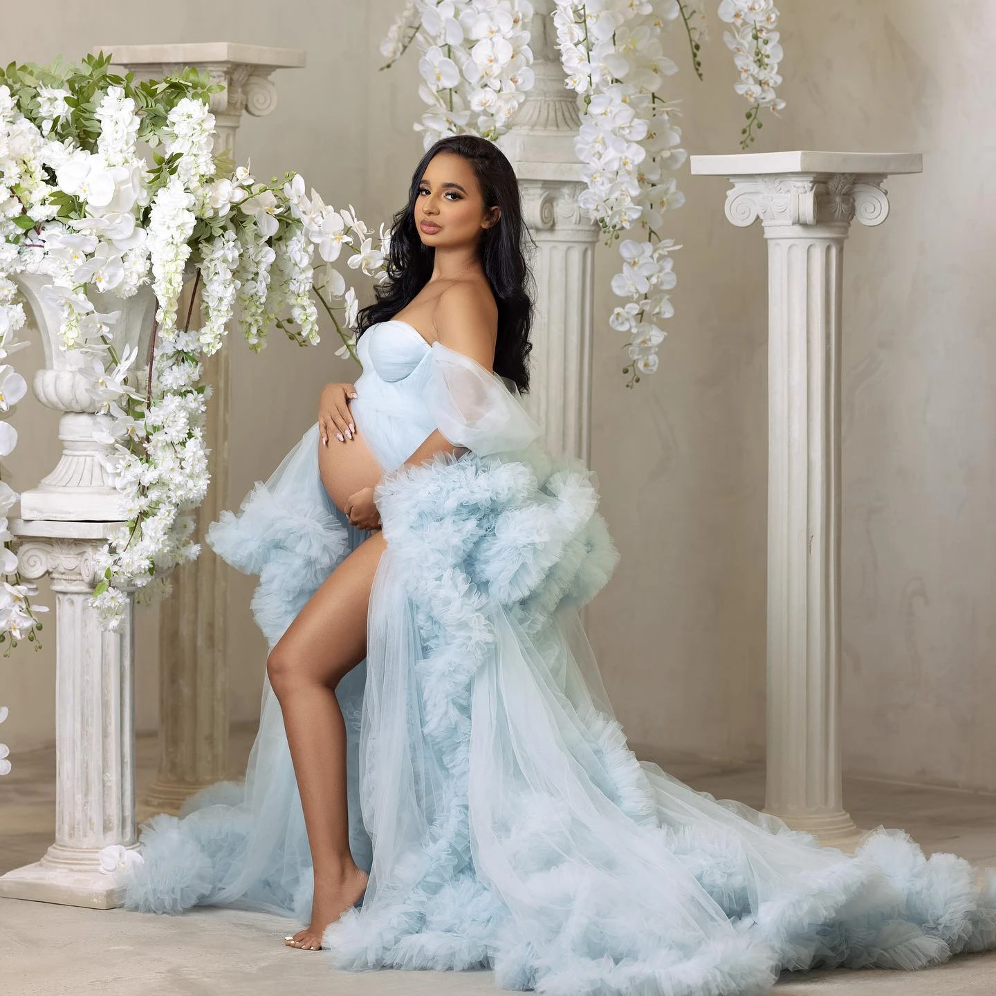 

A Line Baby Blue Maternity Robes for Photography Off Shoulder Tiered Ruffles Pregnant Women Gowns Front Split Babyshower Dresses