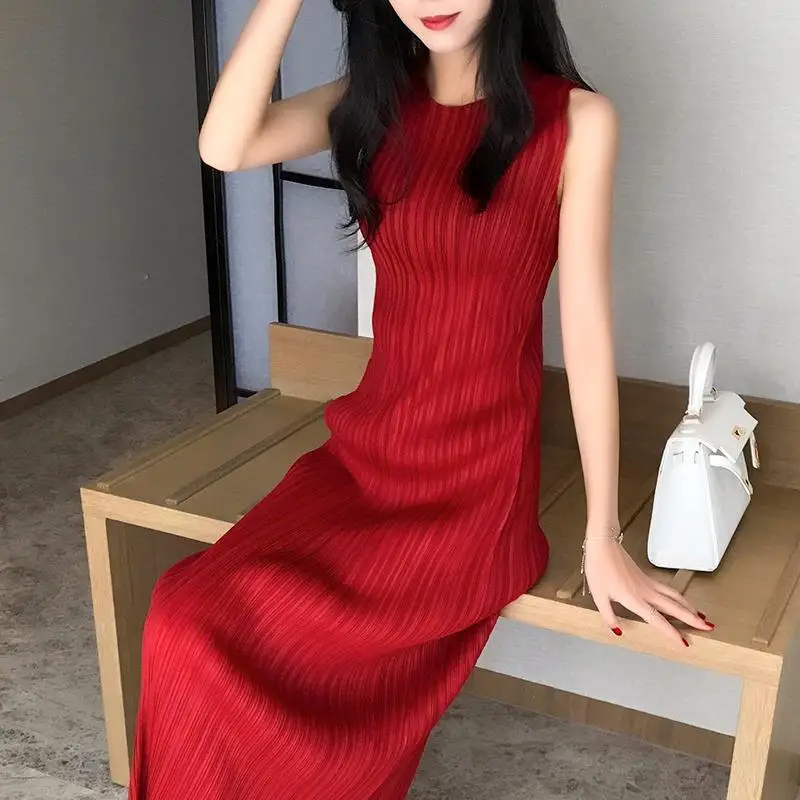 

Women 2022 Summer Fashion Pleated Dress Female Solid O-Neck Sleeveless Dresses Office Lady Elegant Belt Slim Party Vestidos D30